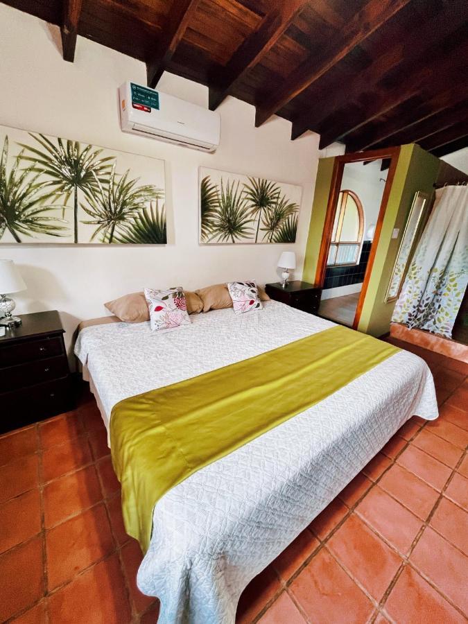Siwo Art Guesthouse Playa Ocotal 外观 照片