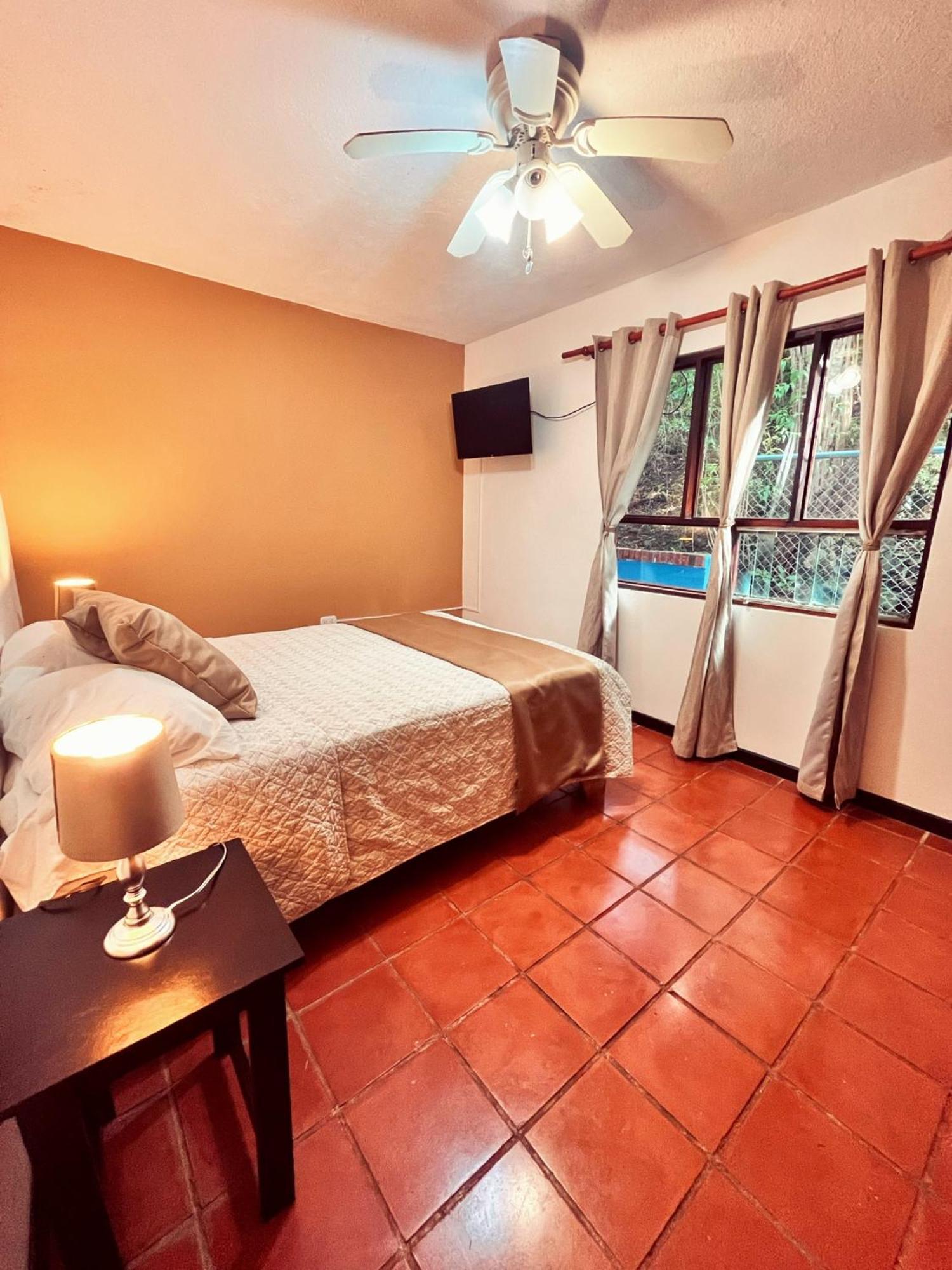 Siwo Art Guesthouse Playa Ocotal 外观 照片